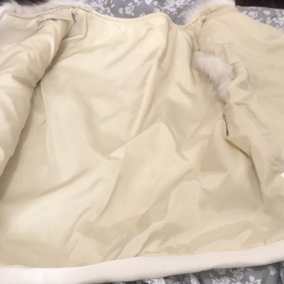 Fur vest - Picture 2 of 4